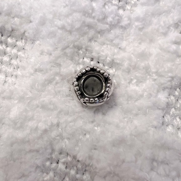 DISCONTINUED Pandora Everlasting Love Charm - Picture 5 of 6